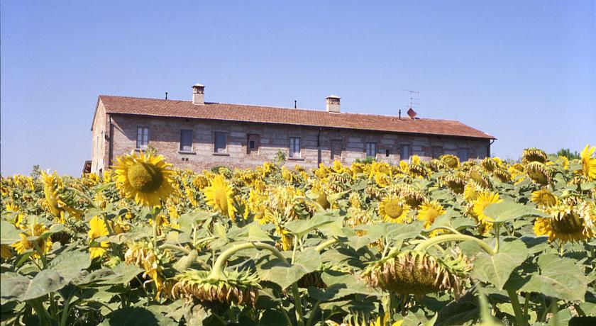 Tenuta Di Colle Alberti Agriturismo Villa Черето Гуиди Екстериор снимка